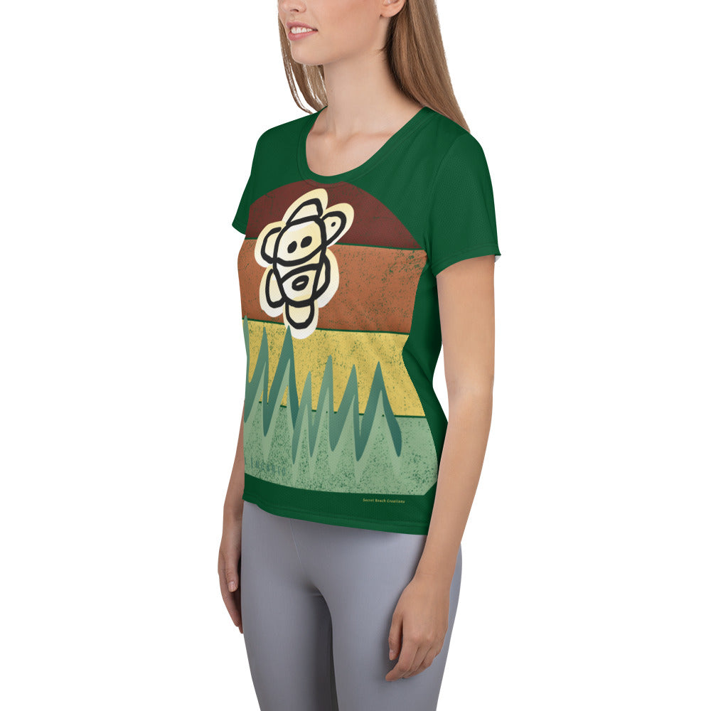 Monte & Sol Taino Women Athletic Tee GRN